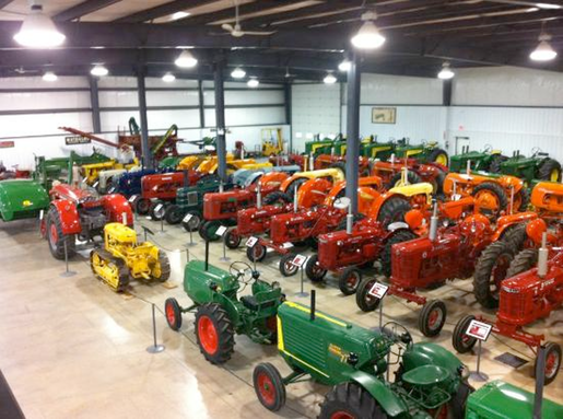 http://media-cdn.tripadvisor.com/media/photo-s/03/1c/d6/cc/canadian-tractor-museum.jpg